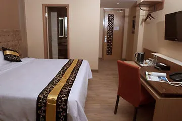 Rivavi Kuta Hotel Legian (Bali)