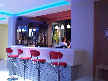 Hotel Rivavi Kuta 3*